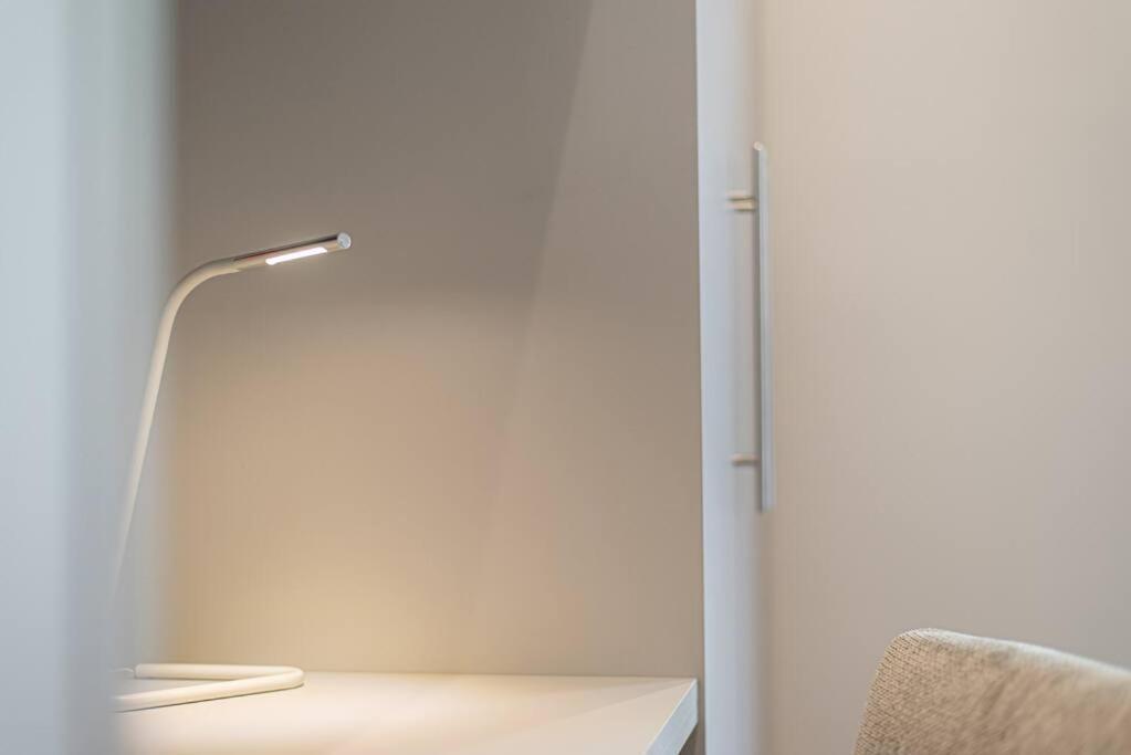 Peaceful Shelter In Athens Apartment Екстериор снимка
