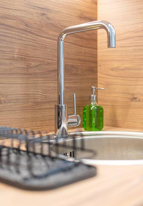 Peaceful Shelter In Athens Apartment Екстериор снимка